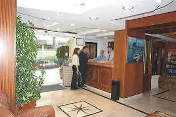 Lejlighed Apartamentos Mediterraneo Nerja