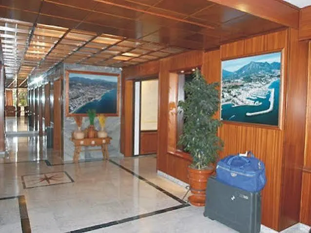 Apartamentos Mediterraneo Nerja
